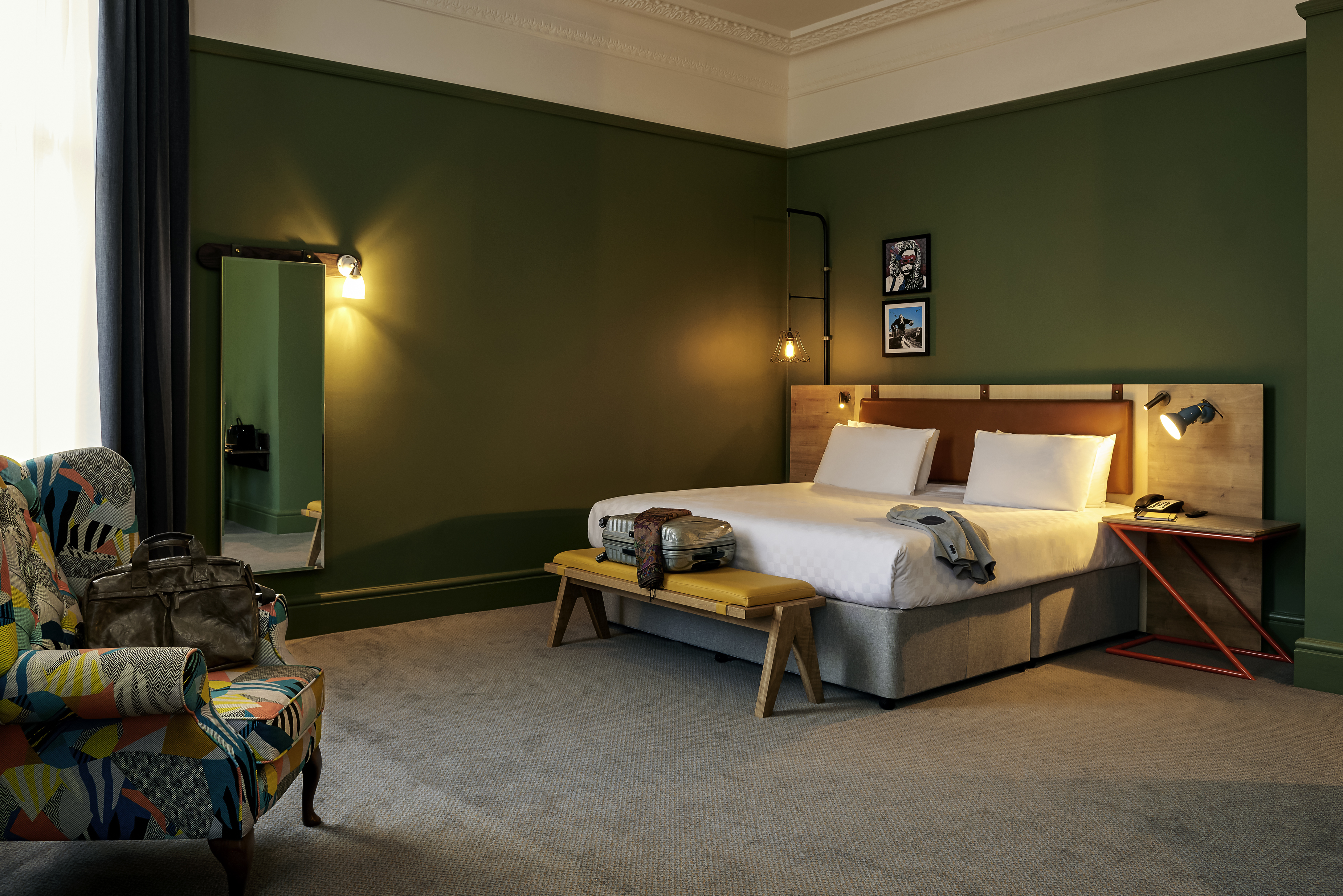 Privilege room with Victorian charm